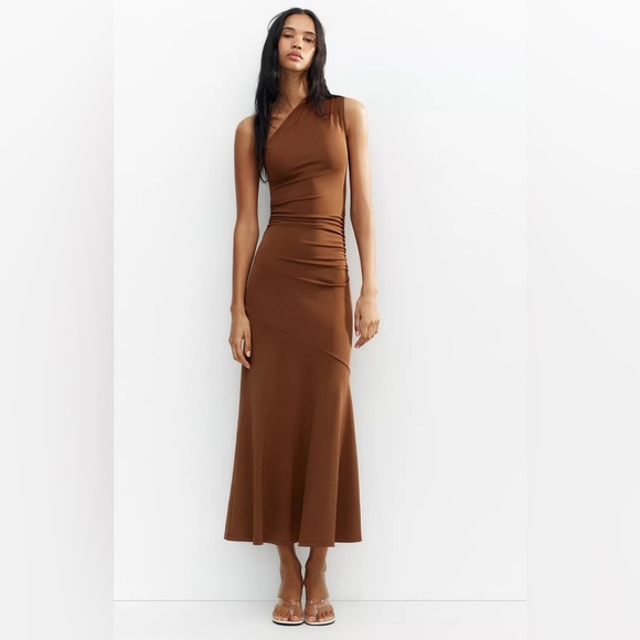 🔥🔥Zara Long Asymmetrical dress - Picture 1 of 7
